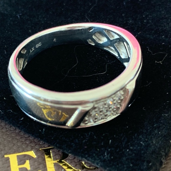 Men’s Wedding Band Sz 10 - Picture 2 of 8